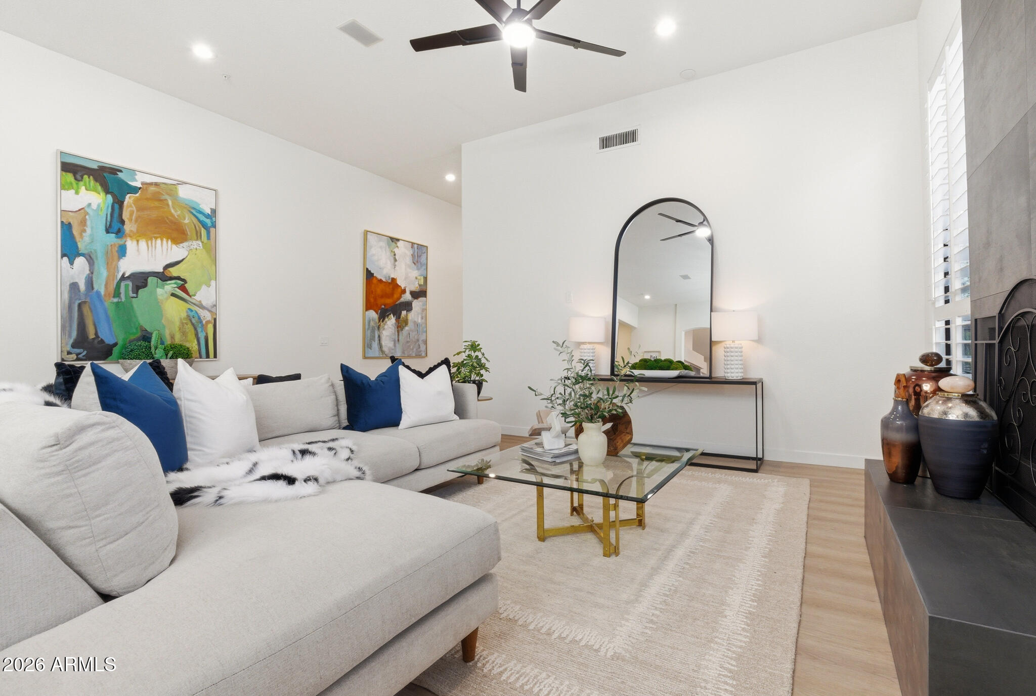 8100 E CAMELBACK Road 167