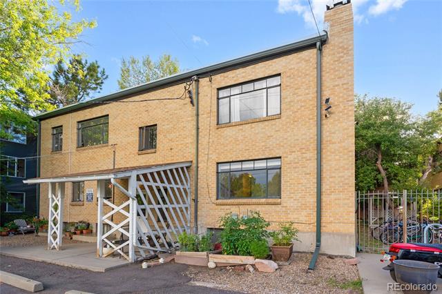 1182 Clermont Street Unit: 104