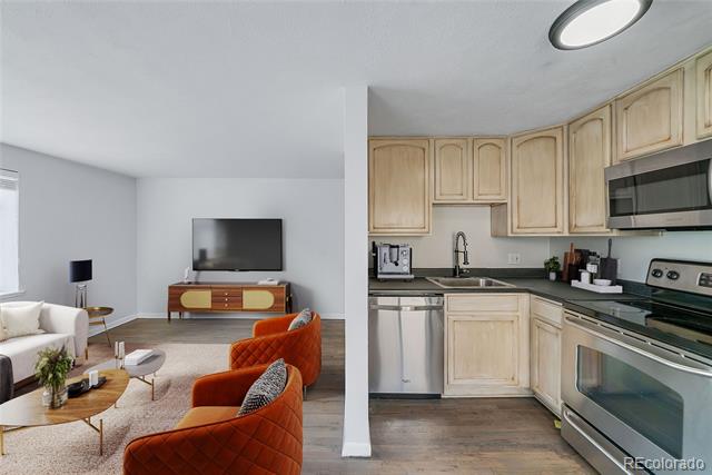 1182 Clermont Street Unit: 104