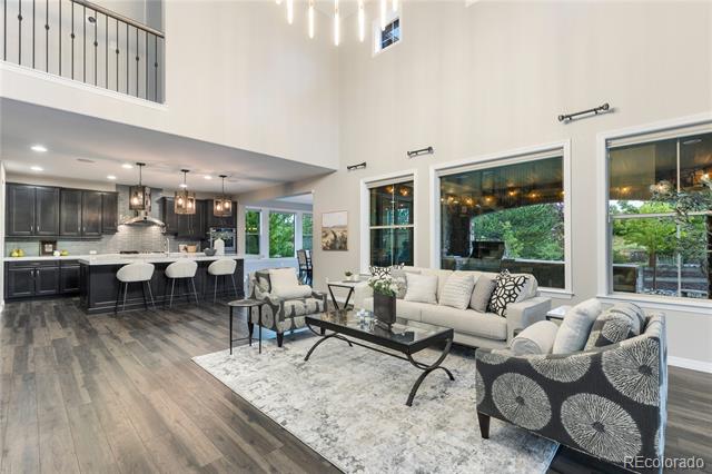 112 Sandlewood Way