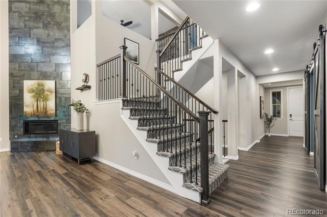 112 Sandlewood Way