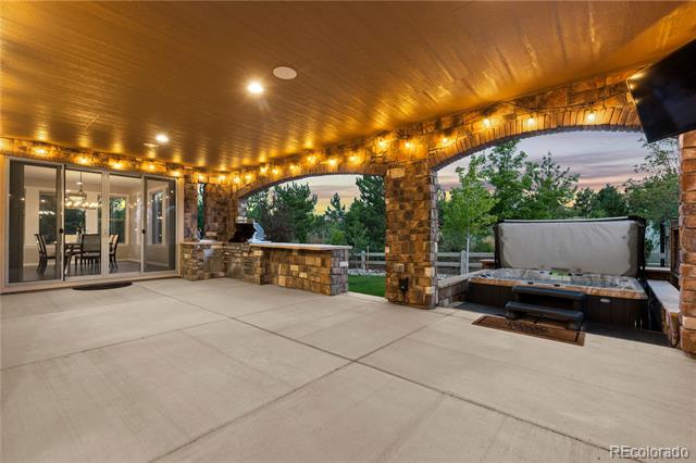 112 Sandlewood Way