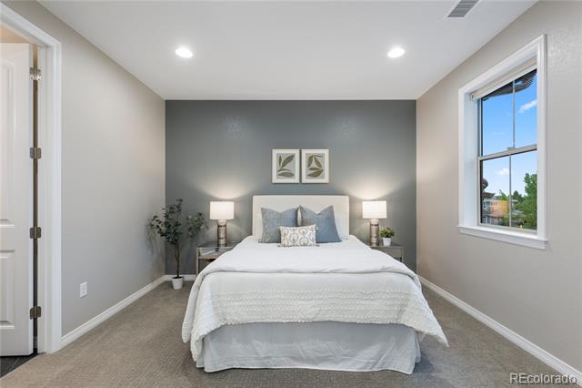 112 Sandlewood Way