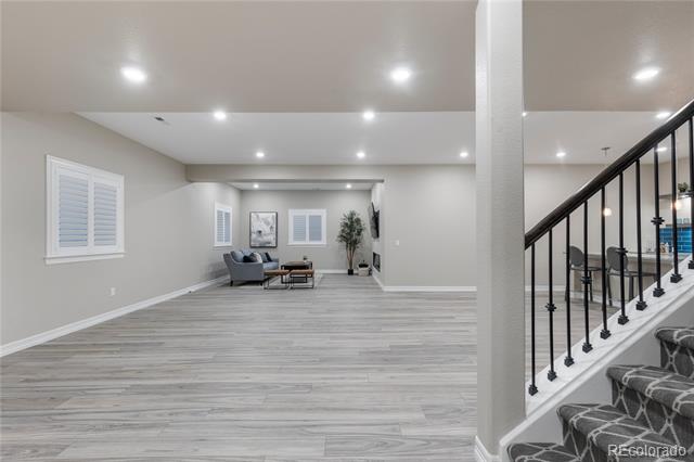 112 Sandlewood Way
