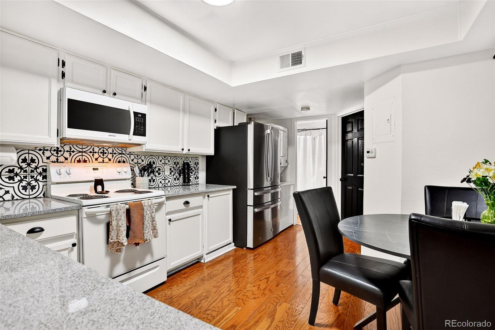 962 S Dearborn Way Unit: 12