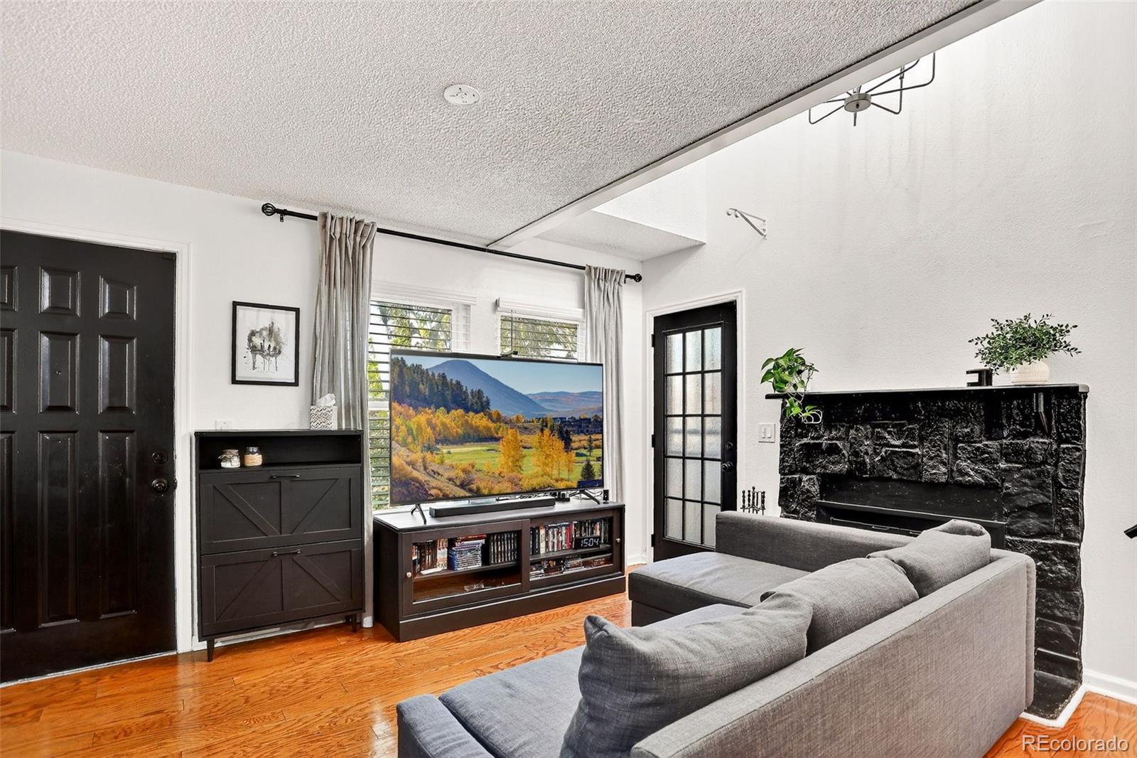 962 S Dearborn Way Unit: 12