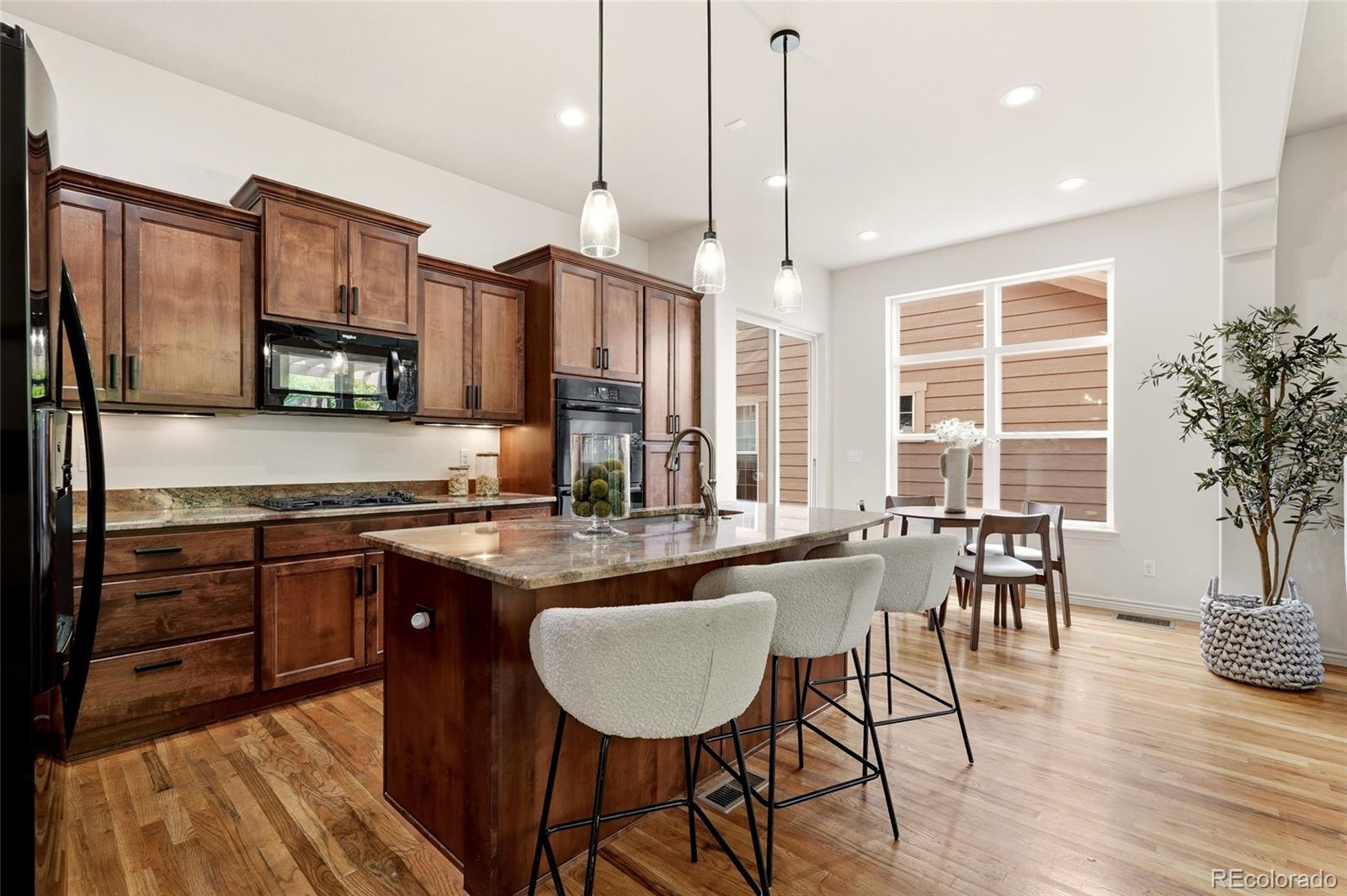 5786 S Urban Court