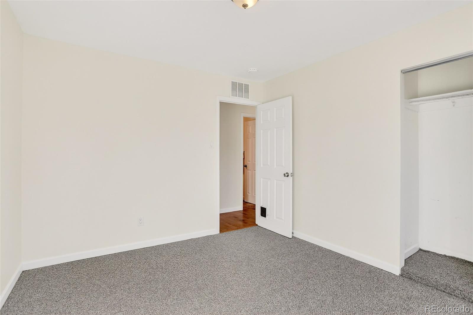 2836 S Grape Way