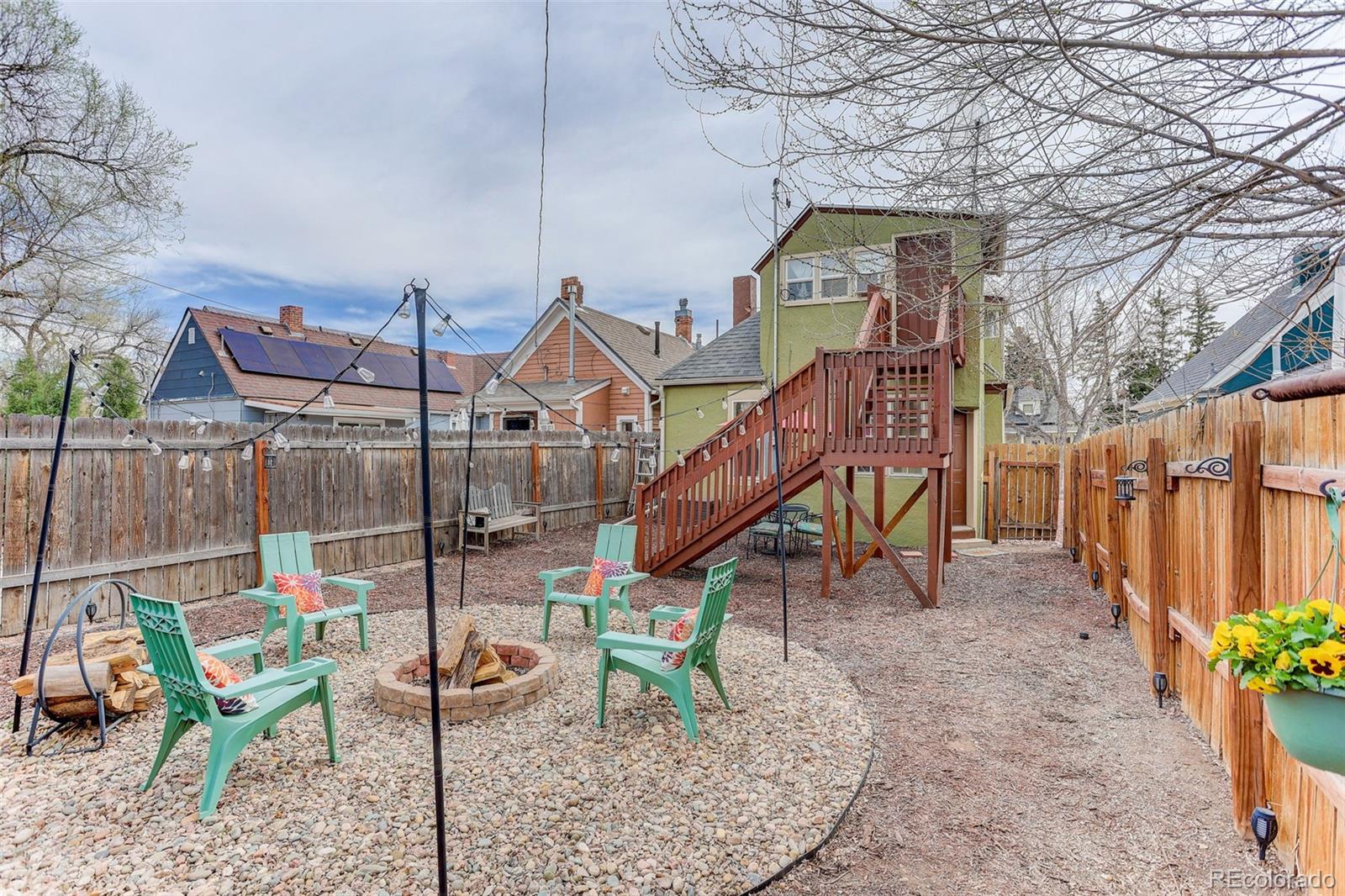 412 E Columbia Street