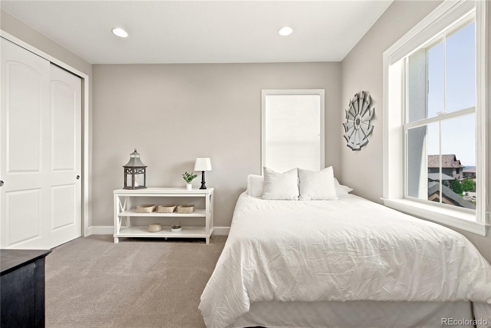 10879 Red Sun Court