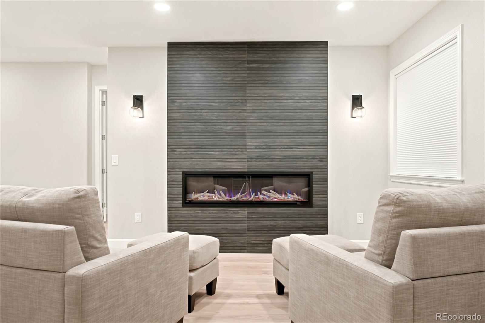 10879 Red Sun Court