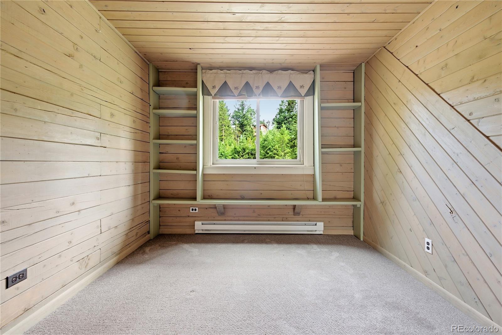 31050 Manitoba Drive