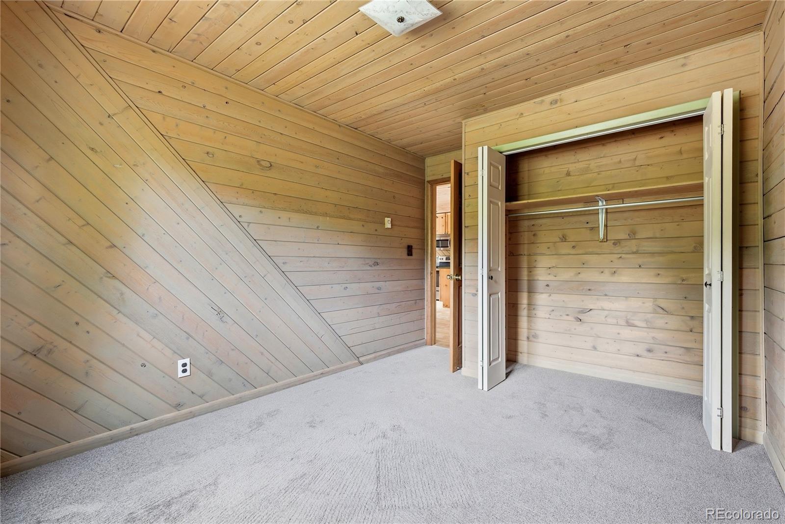 31050 Manitoba Drive