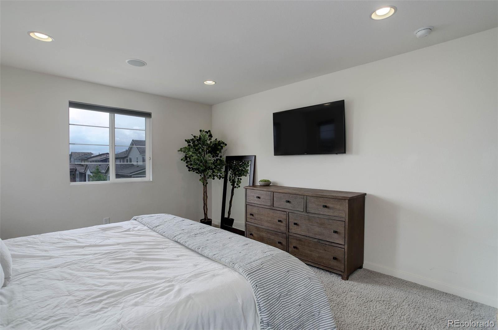 10906 Touchstone Loop