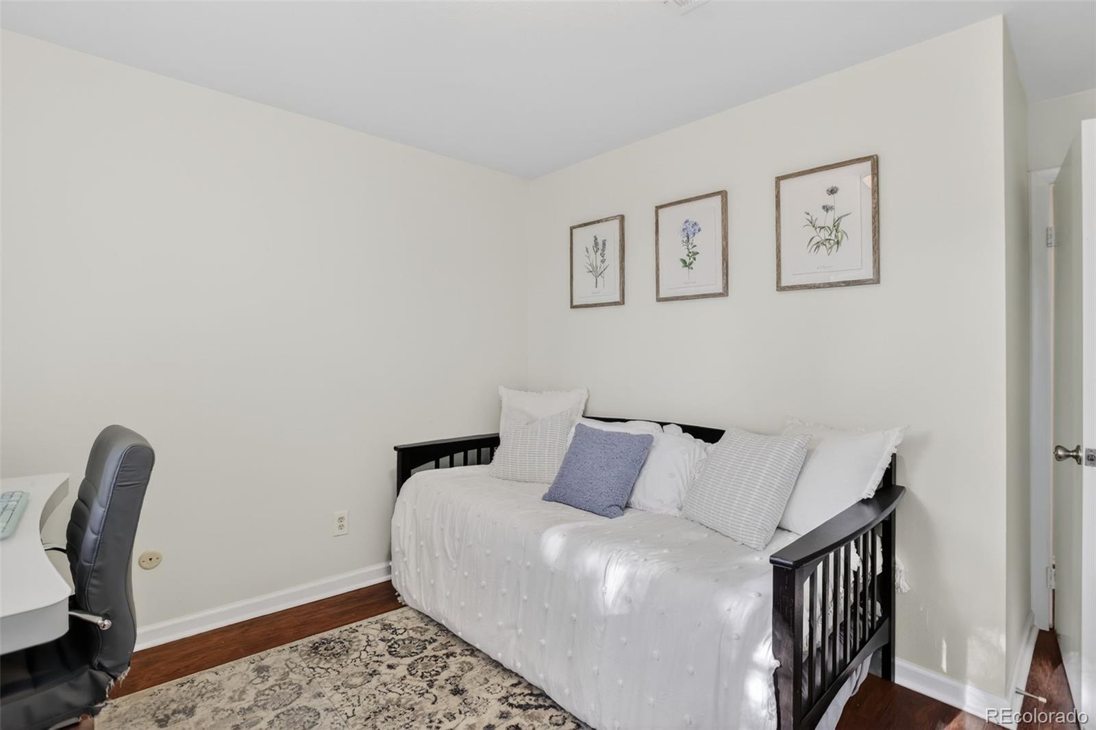 7205 S Gaylord Street Unit: F15