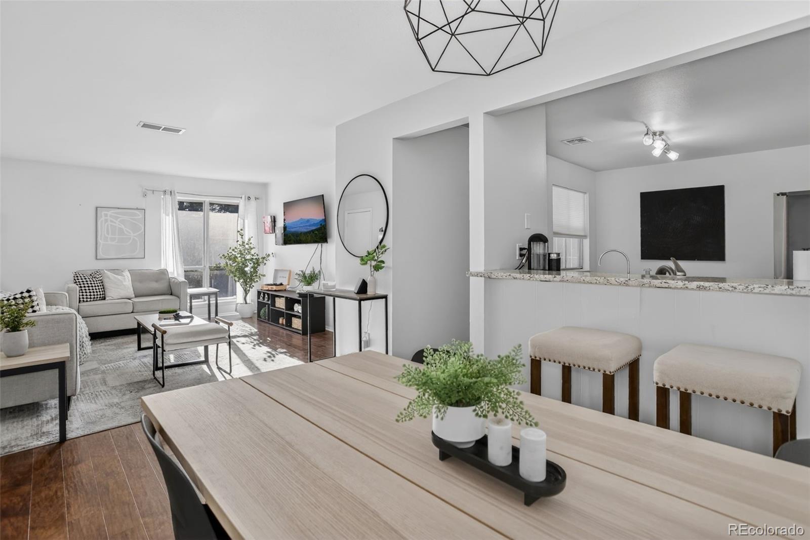 7205 S Gaylord Street Unit: F15