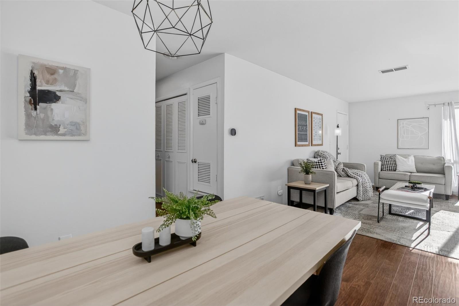 7205 S Gaylord Street Unit: F15