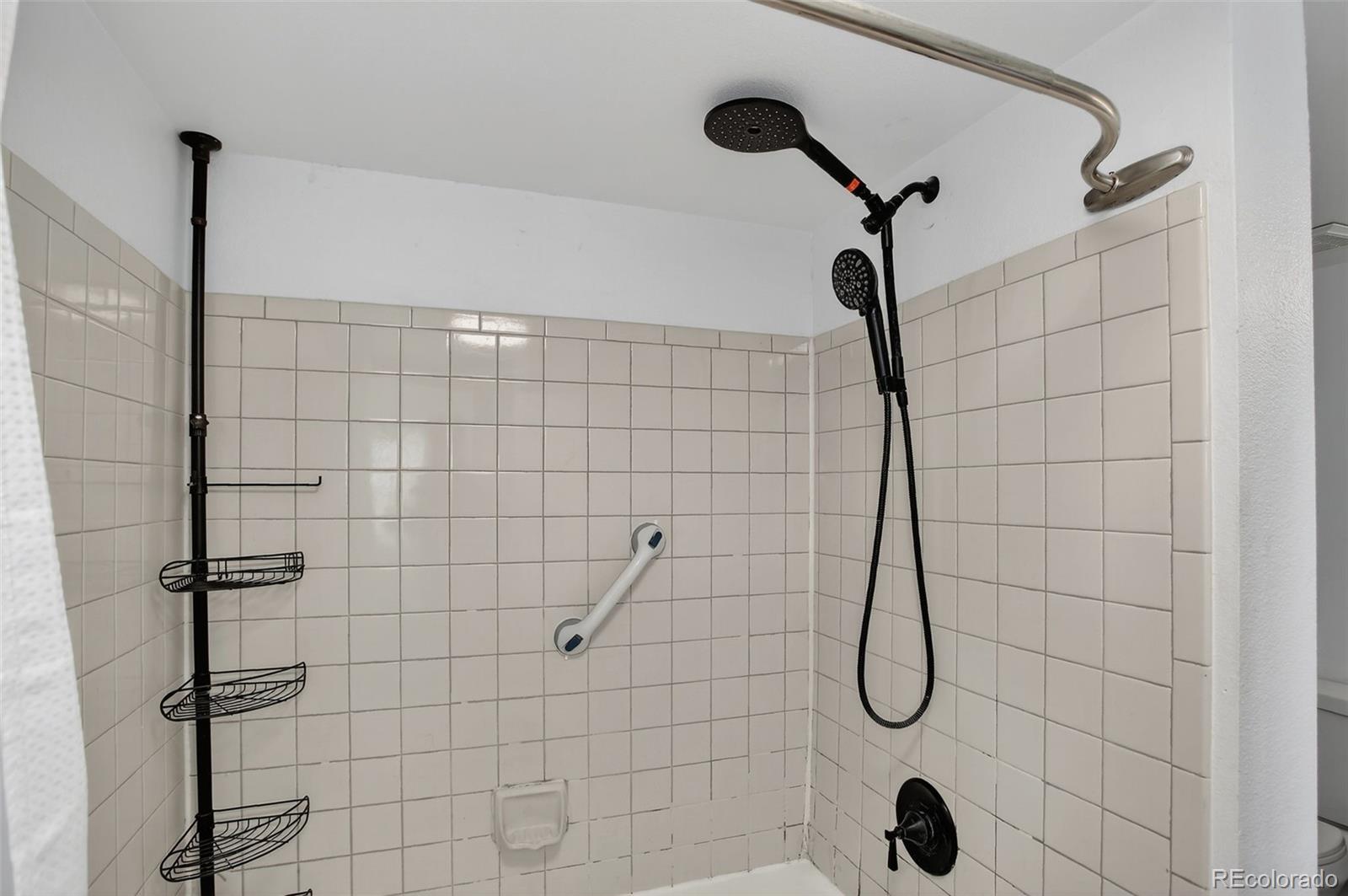 18494 E Kepner Place Unit: 204