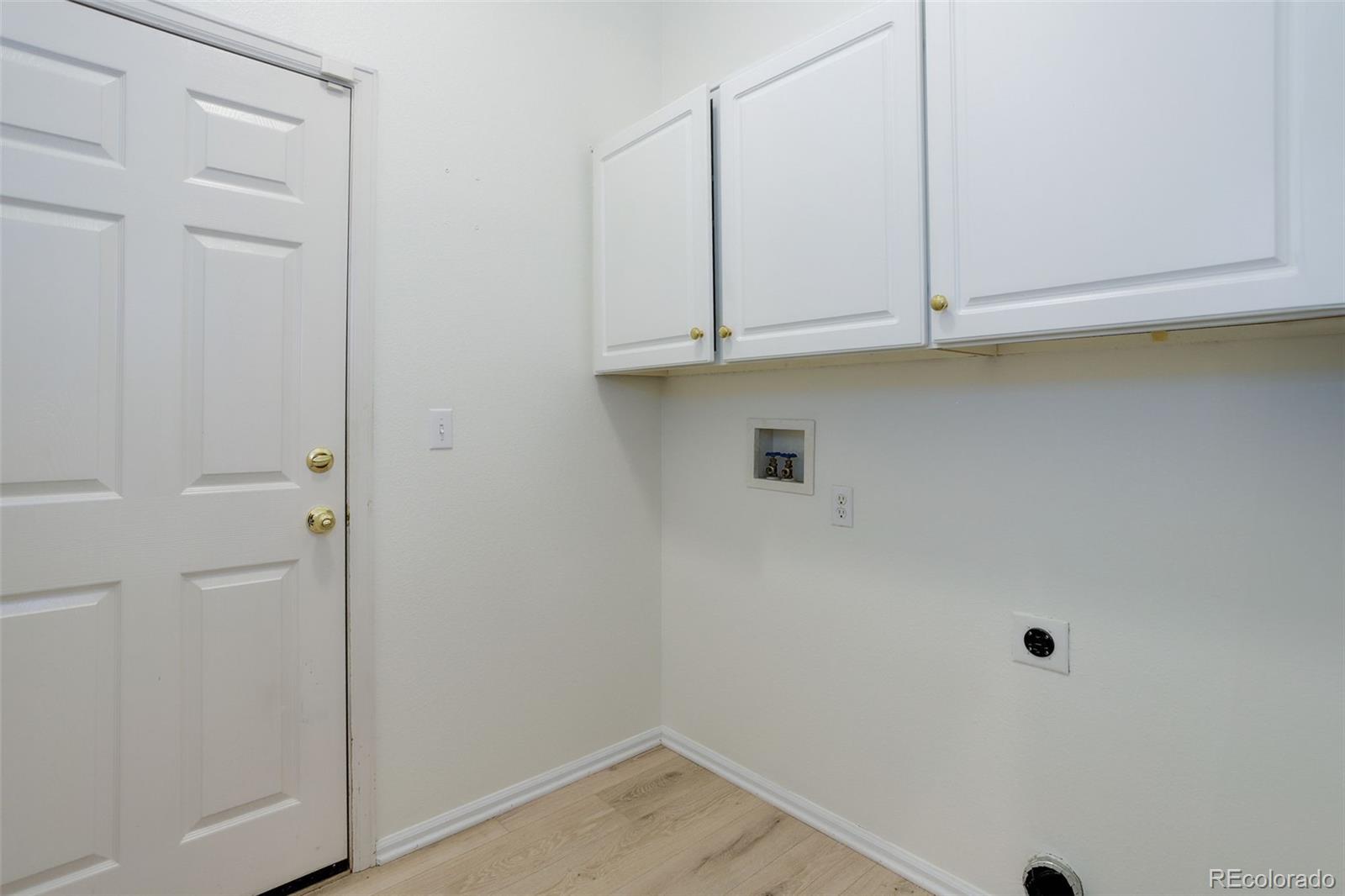 16159 W 70th Place