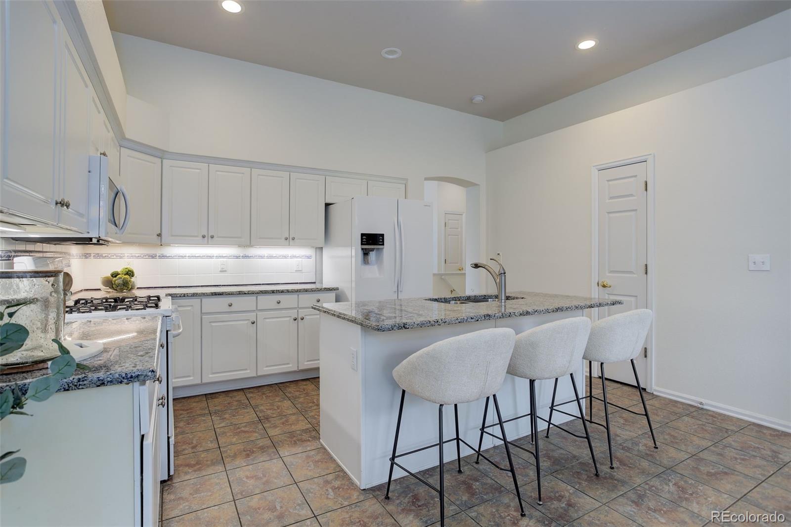 16159 W 70th Place