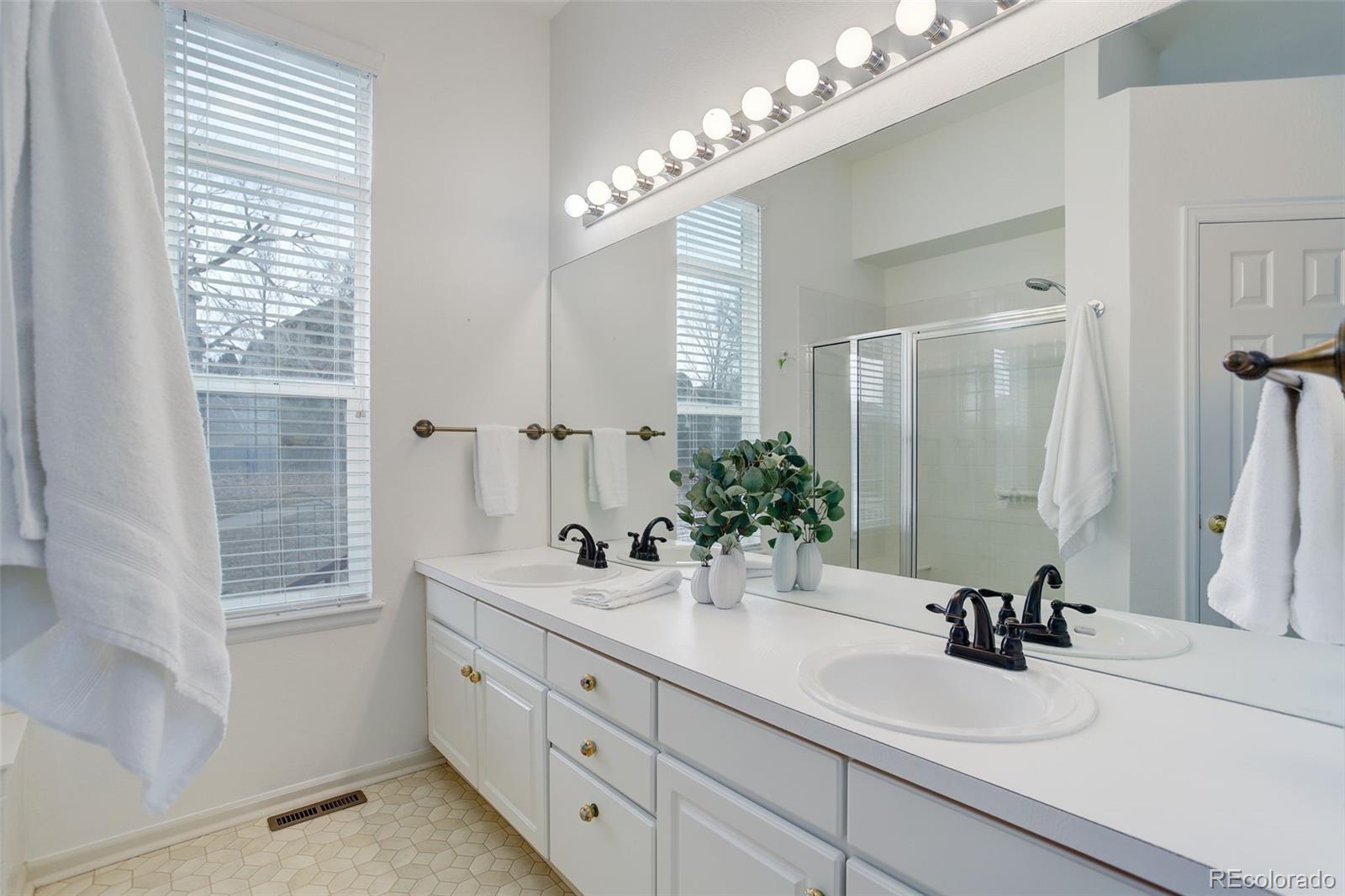 16159 W 70th Place