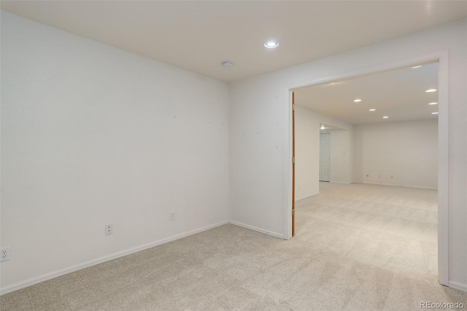 16159 W 70th Place