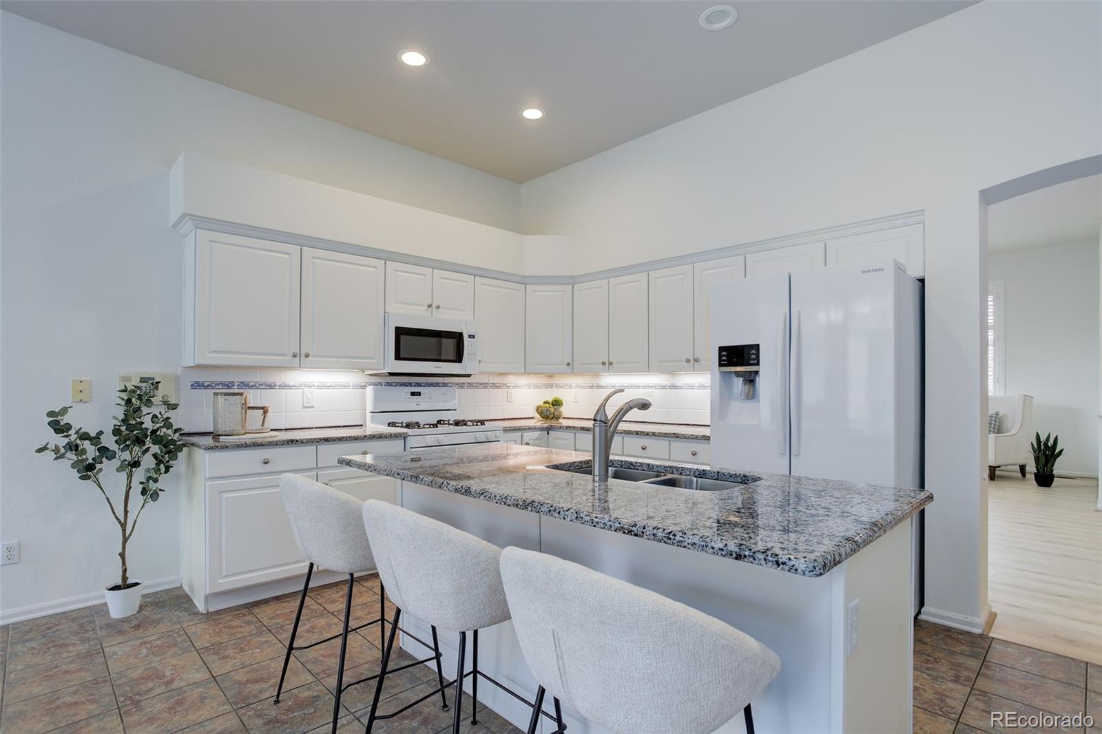 16159 W 70th Place