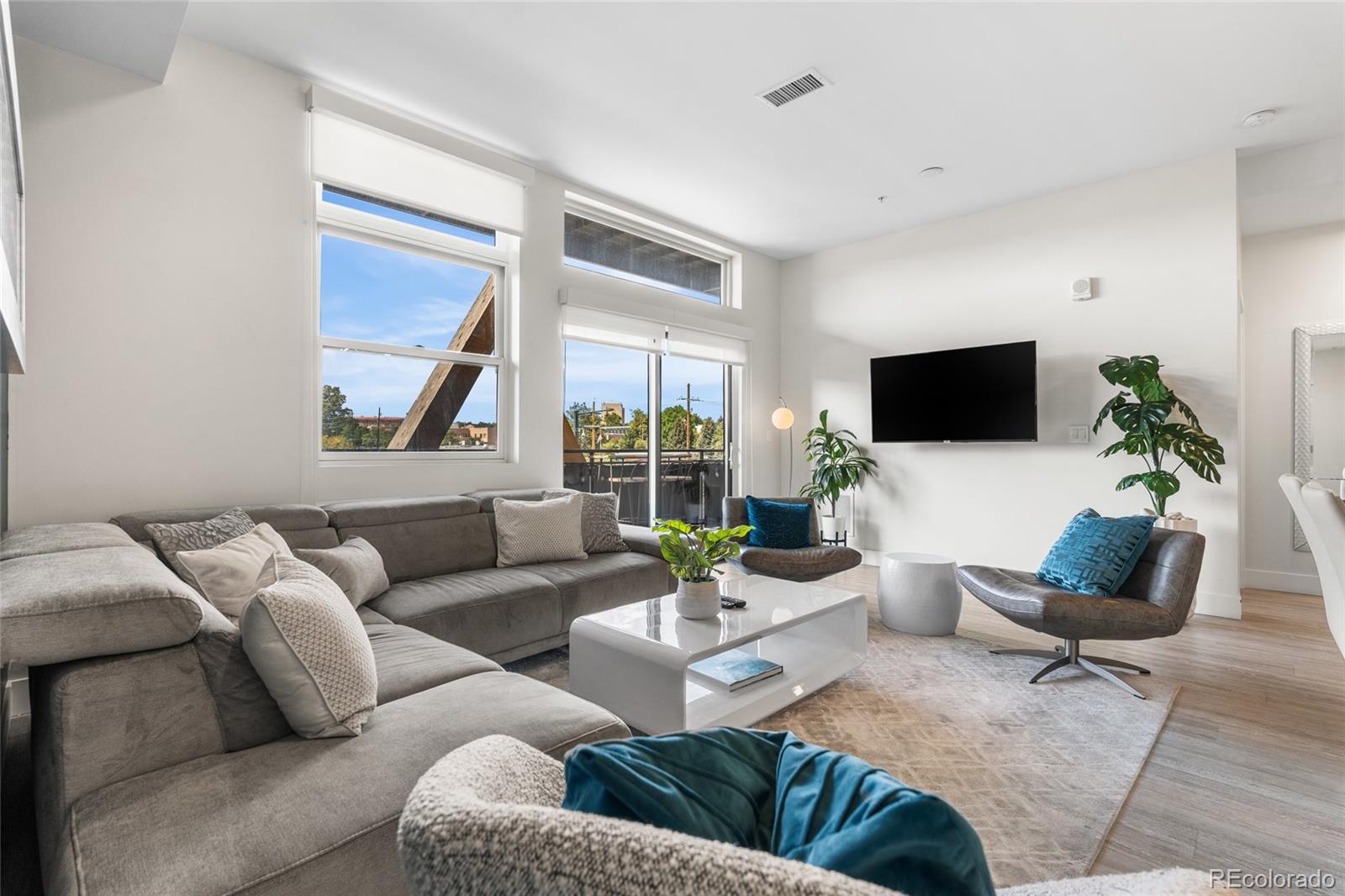 2880 Zuni Street Unit: 303