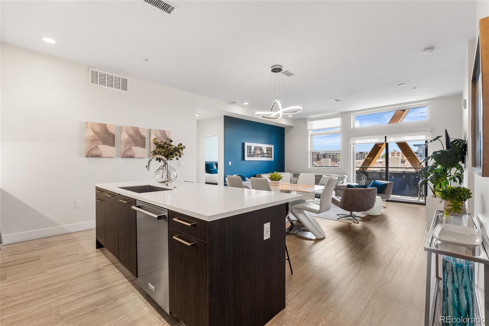 2880 Zuni Street Unit: 303