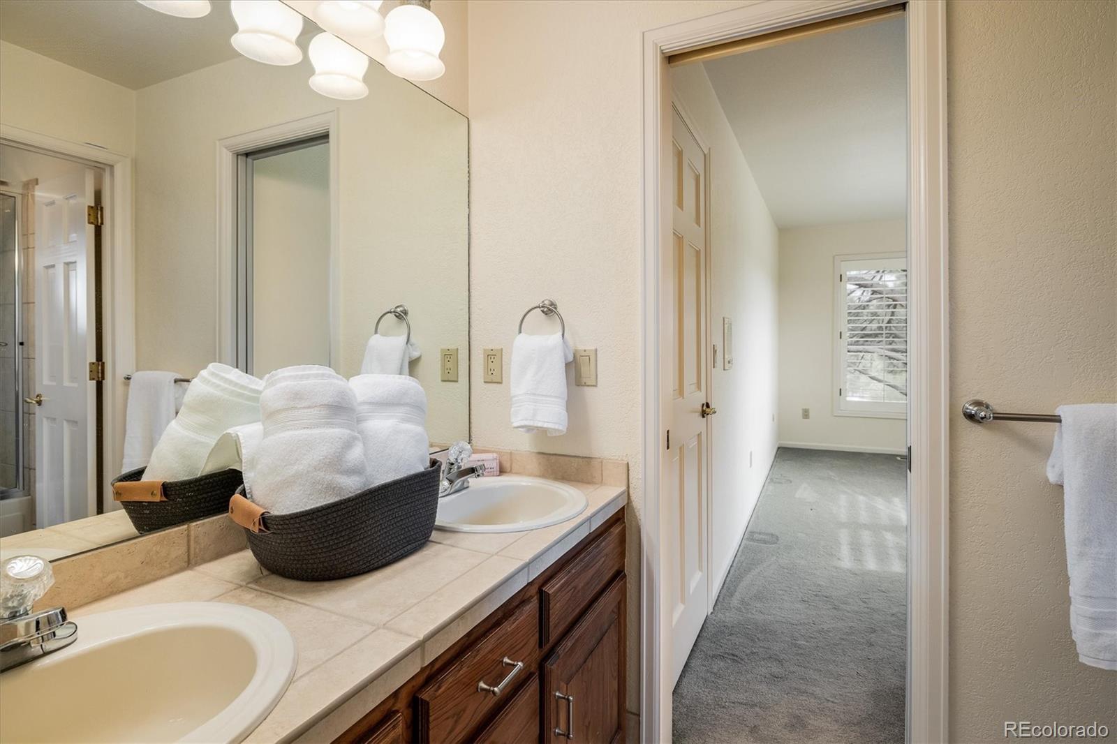 17575 E Kettle Place