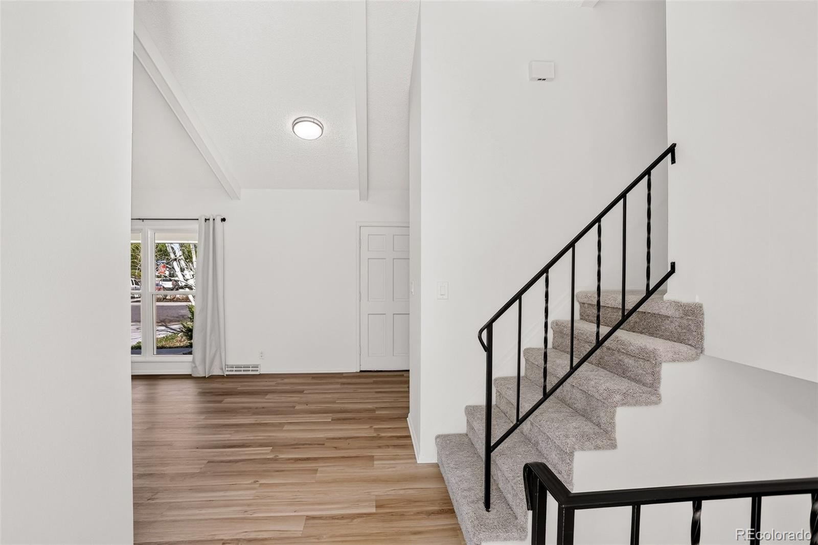 309 S 25th Avenue