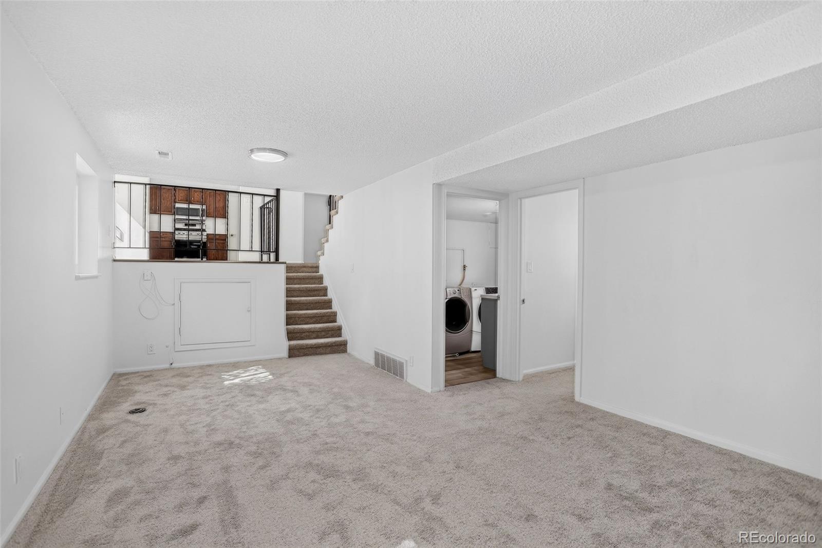 309 S 25th Avenue