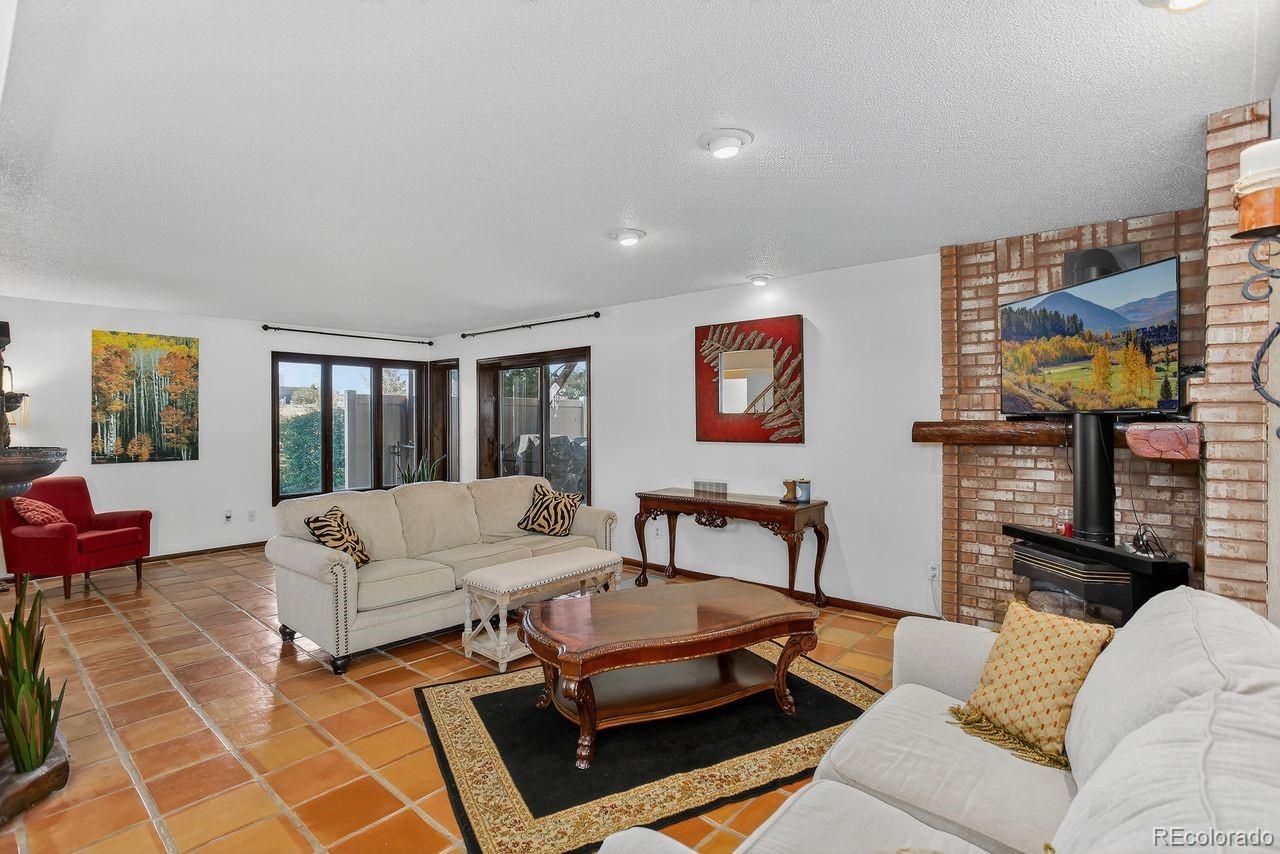 6823 W 28th Street