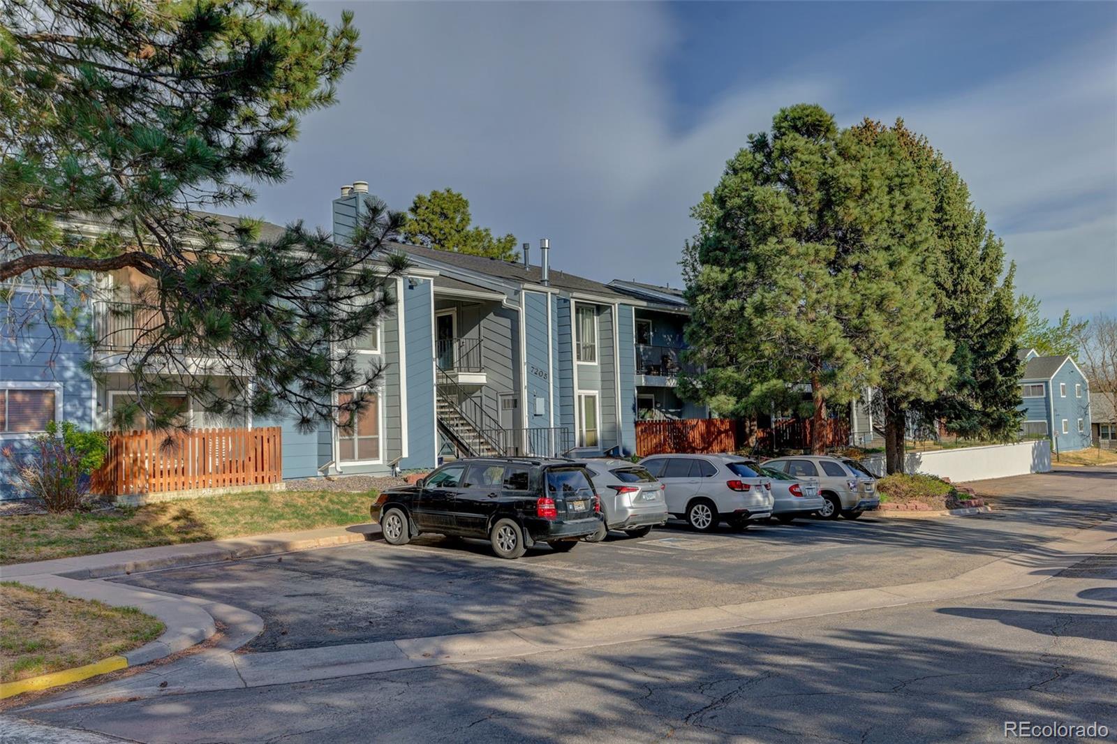 7205 S Gaylord Street Unit: F15