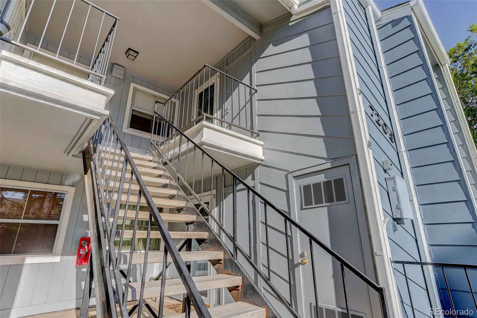 7205 S Gaylord Street Unit: F15