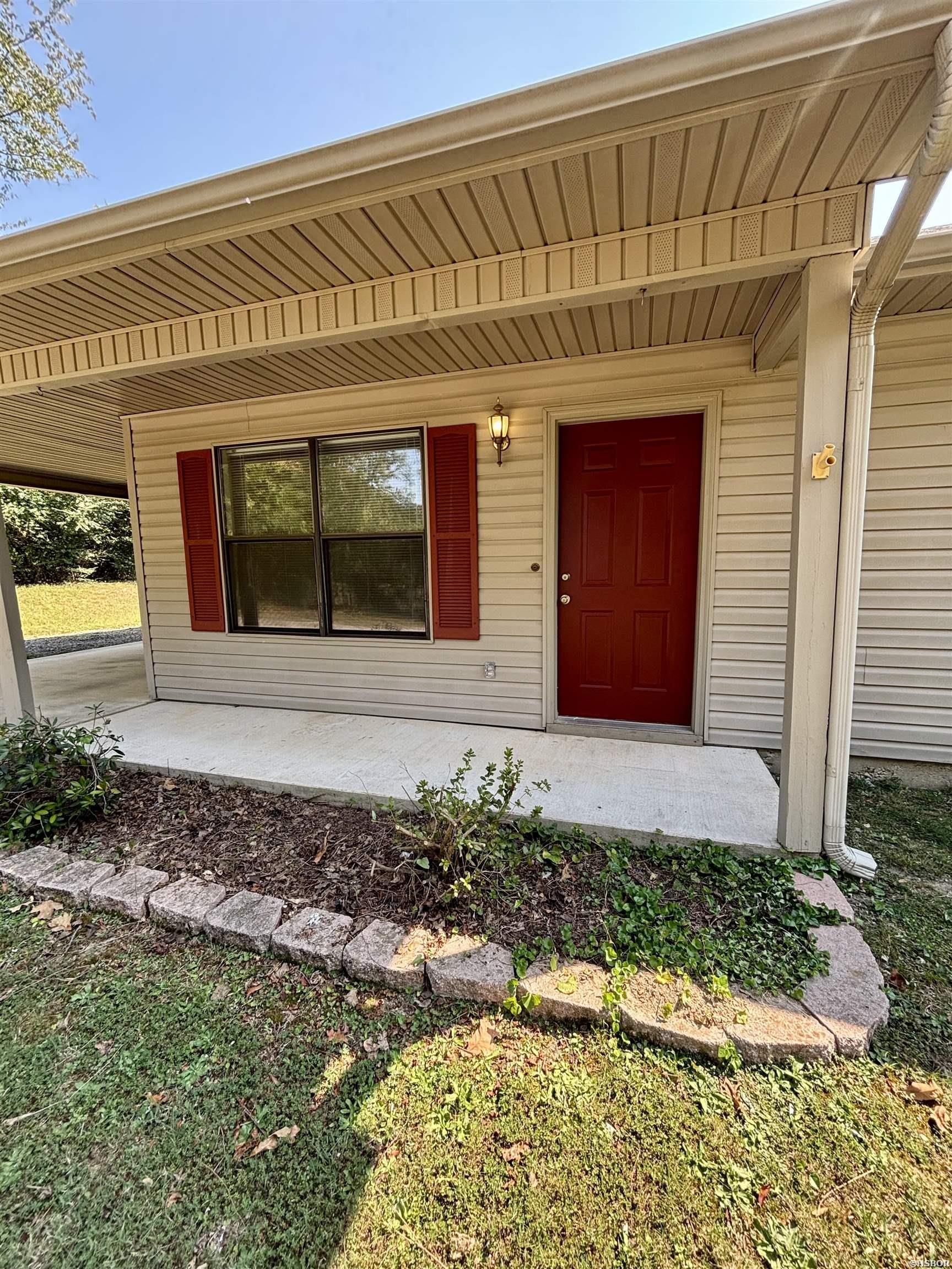 143 PARKLAND Road