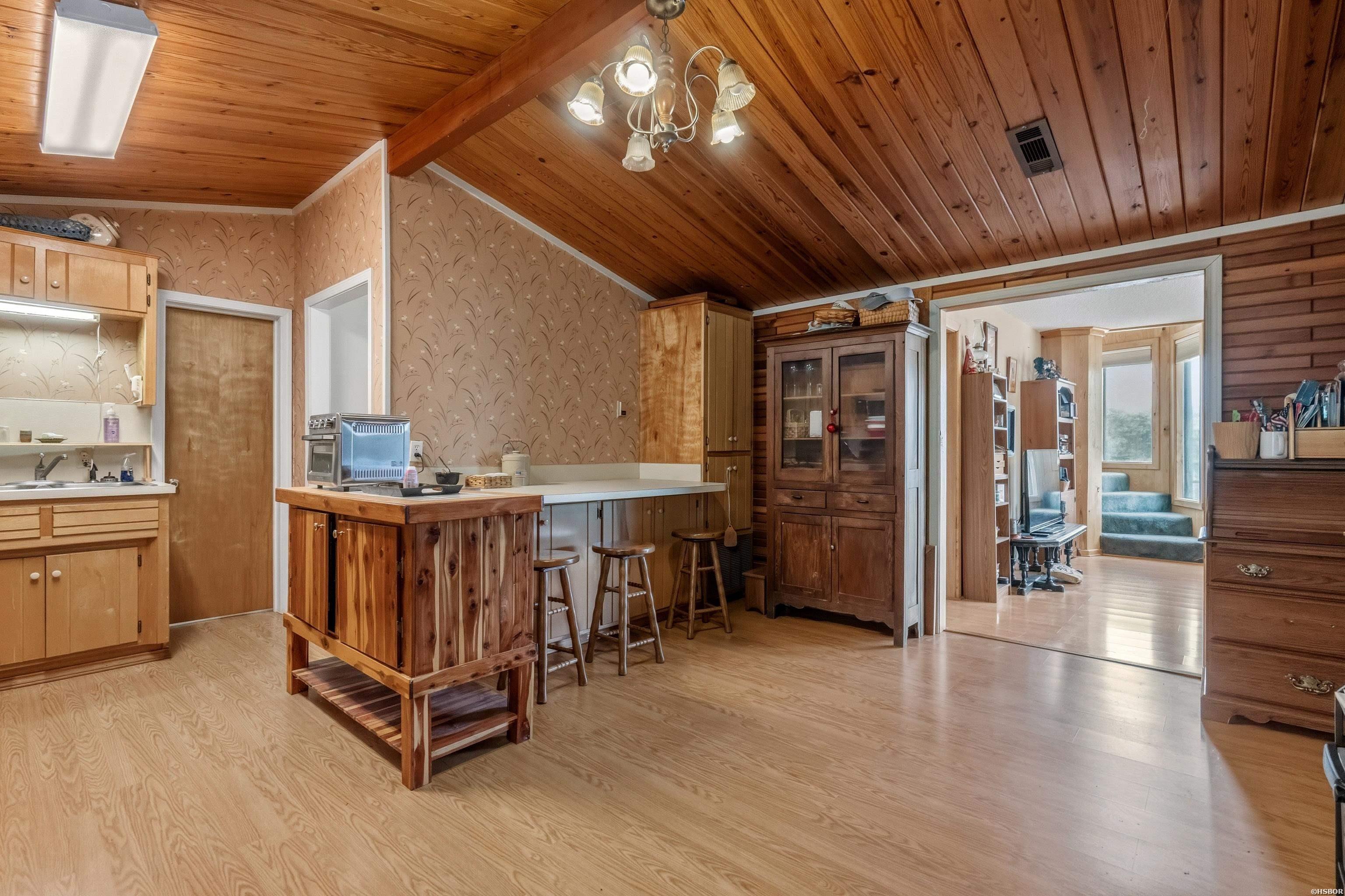 217 ARROWHEAD