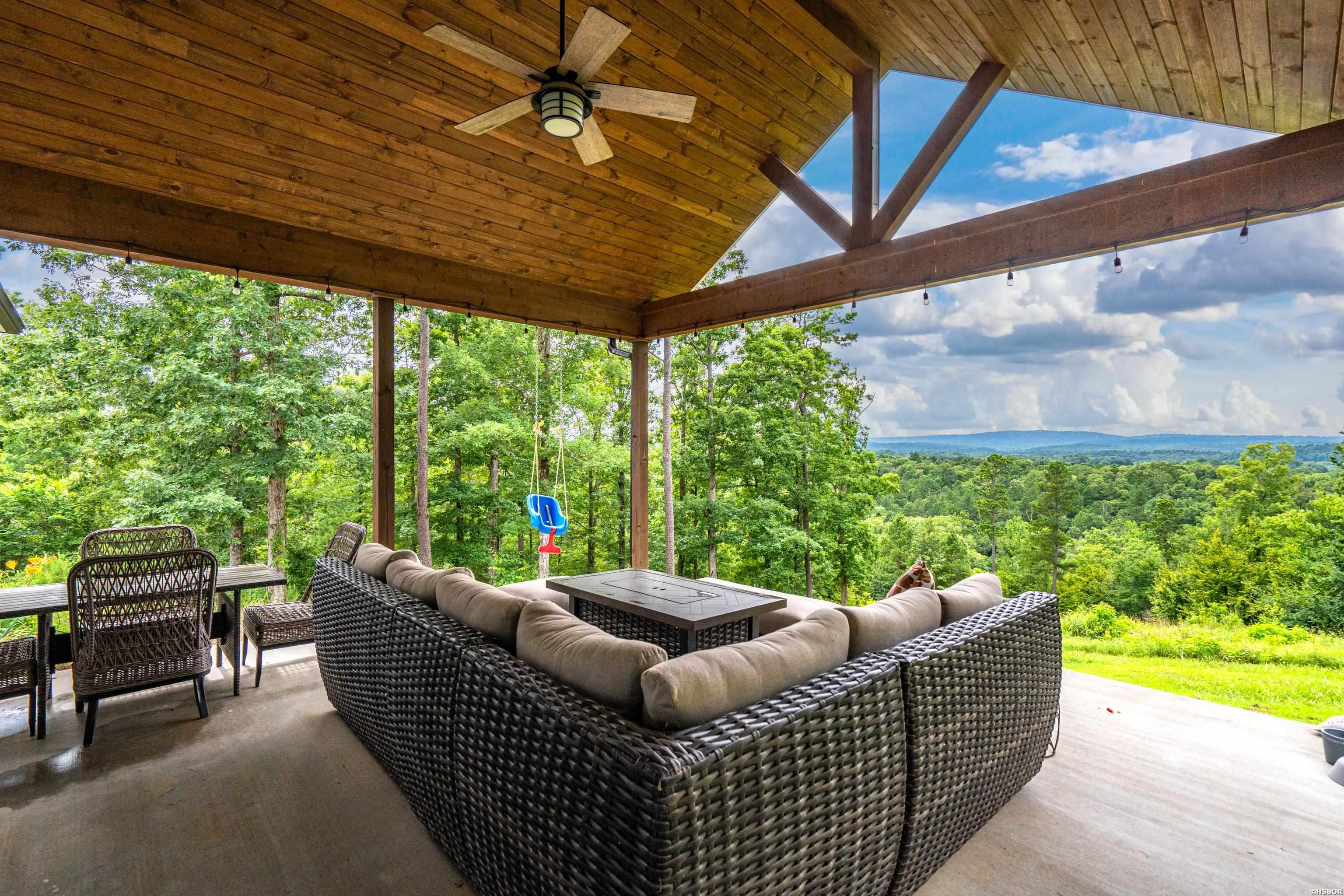100 W HAWKVIEW Place