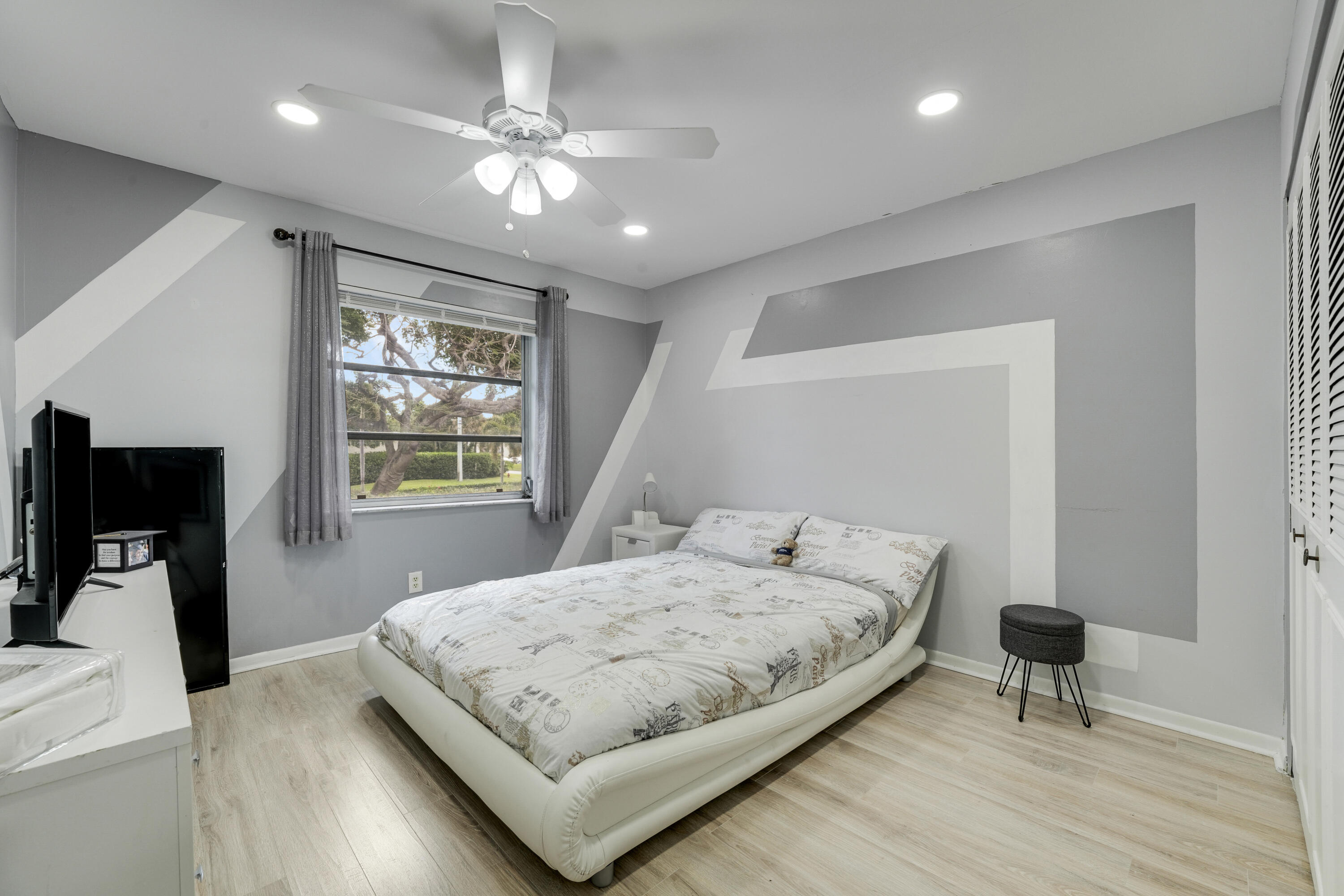 14849 Cumberland Drive 2070