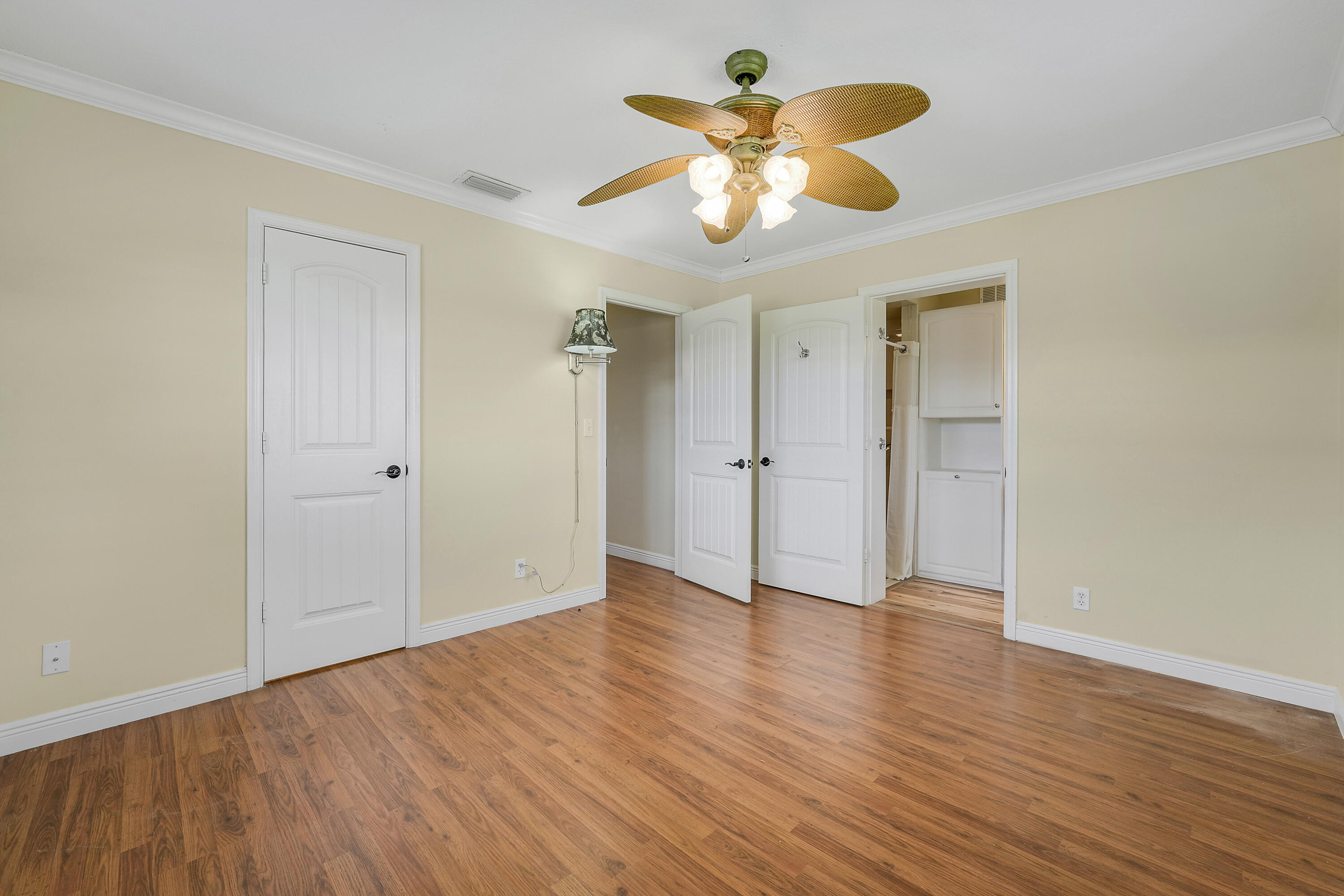 614 SW Golf Drive