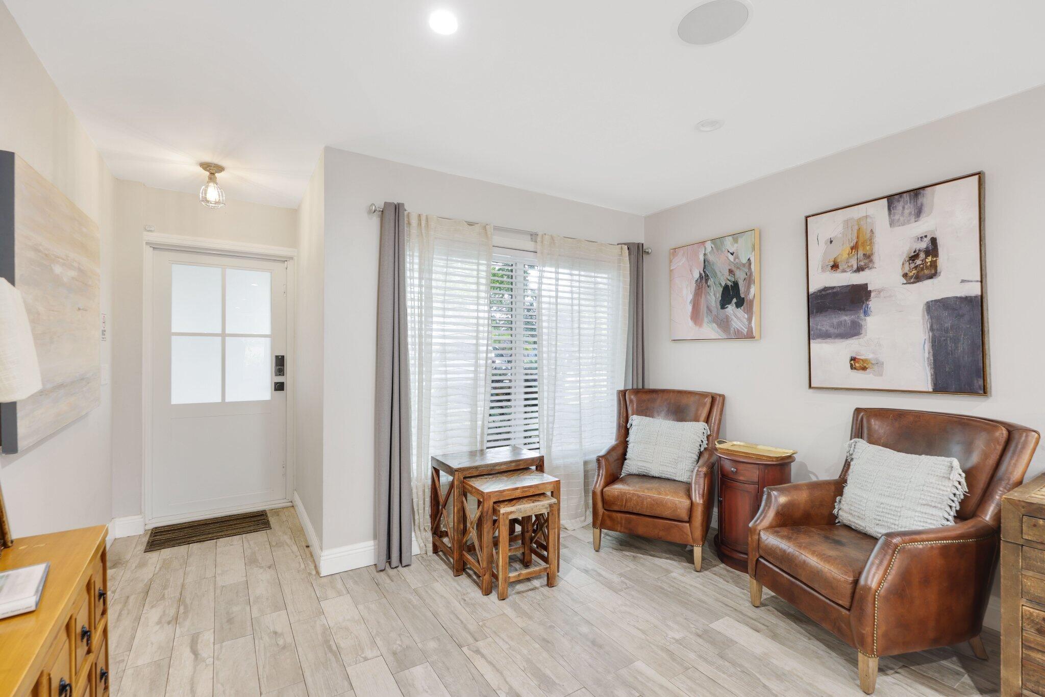 513 CURLEW Road