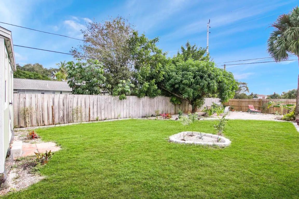 19185 SE Homewood Avenue