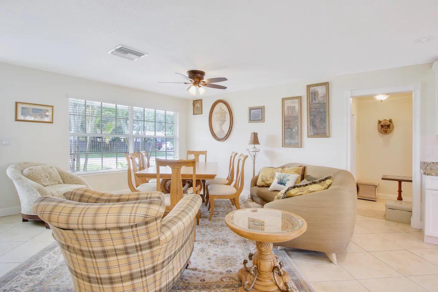 19185 SE Homewood Avenue