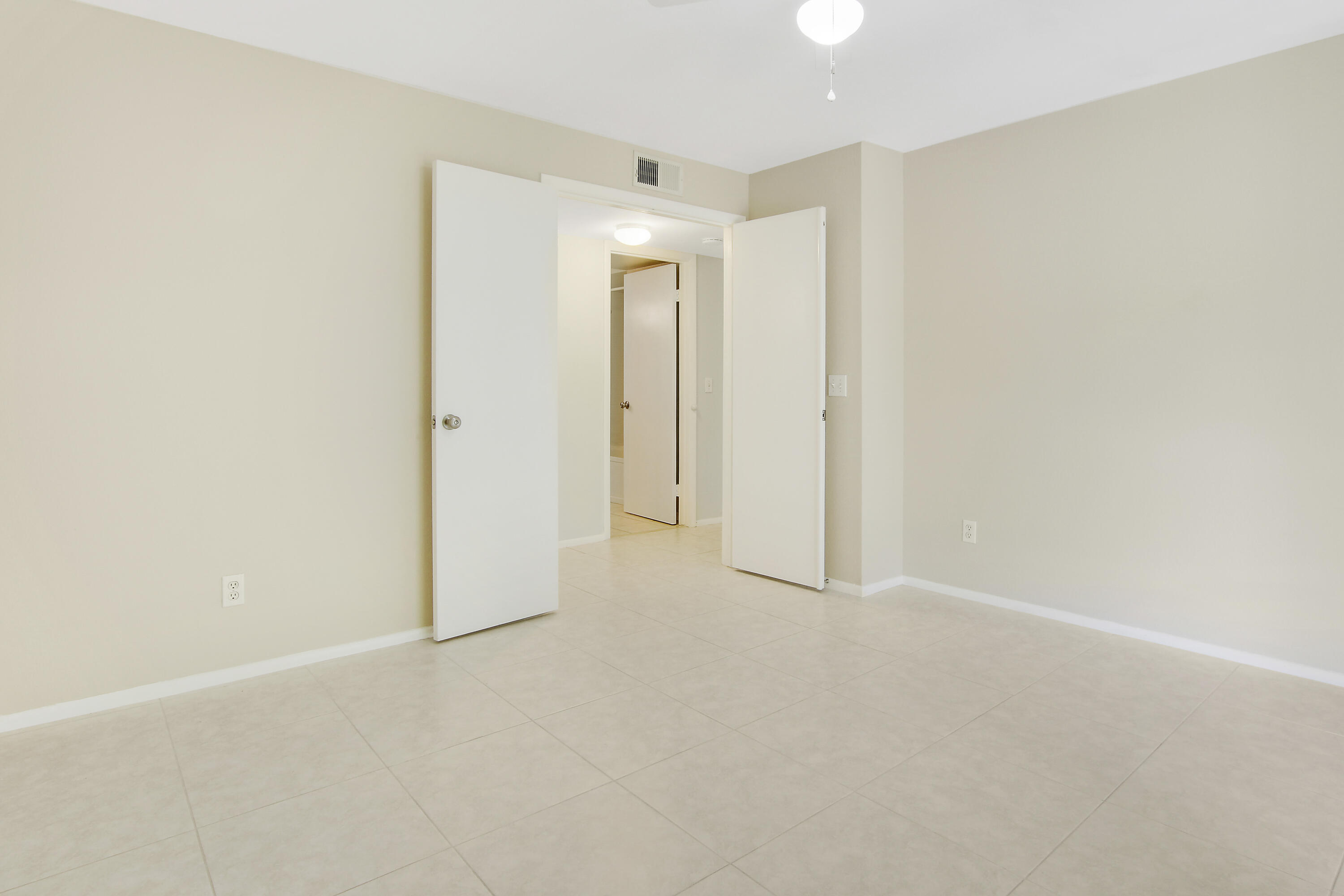 1780 Palm Cove Boulevard 6-303