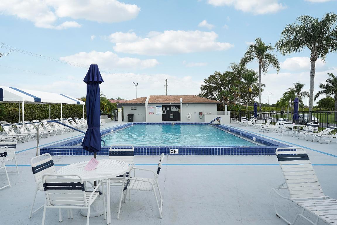 13679 Date Palm Court B