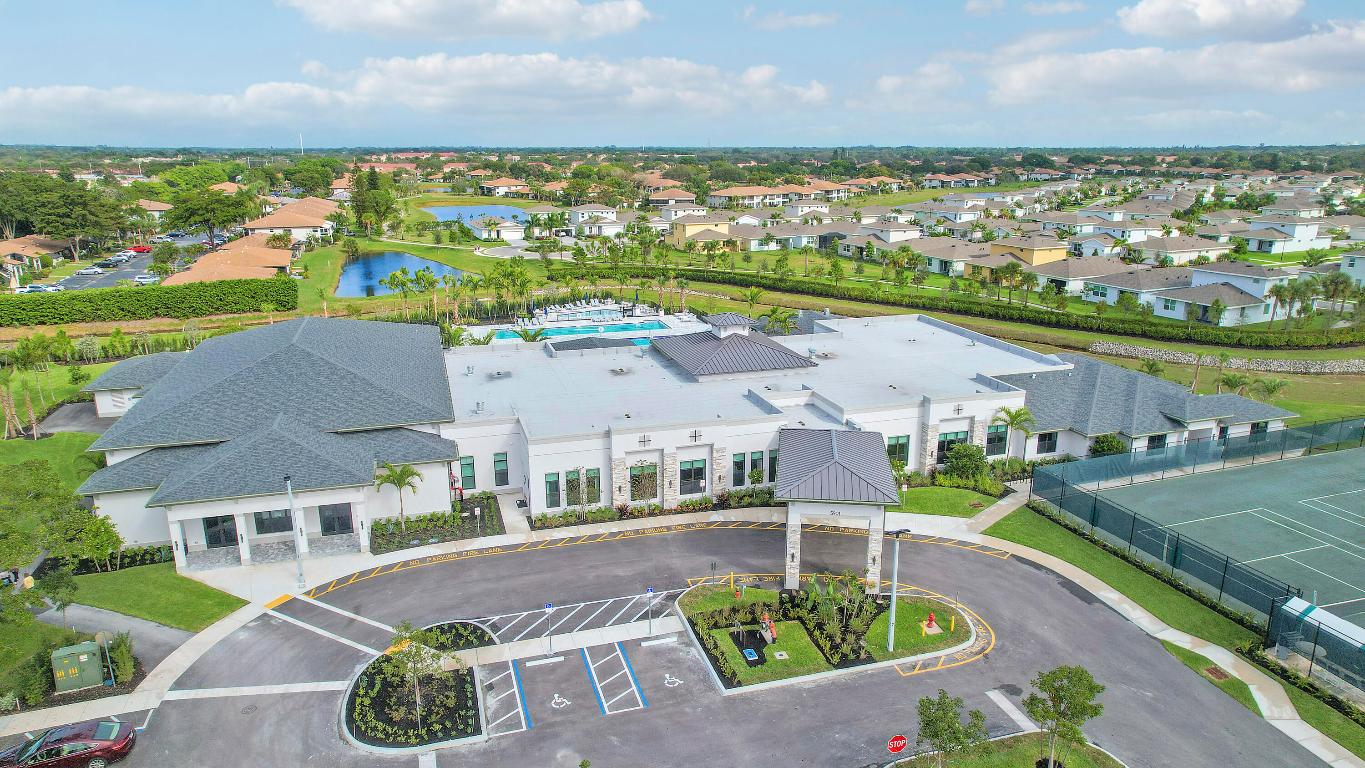 13679 Date Palm Court B