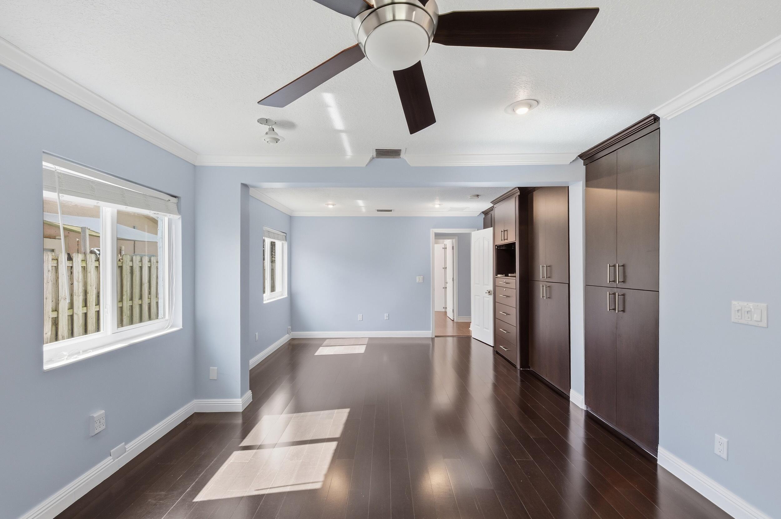 22672 SW 54th Avenue