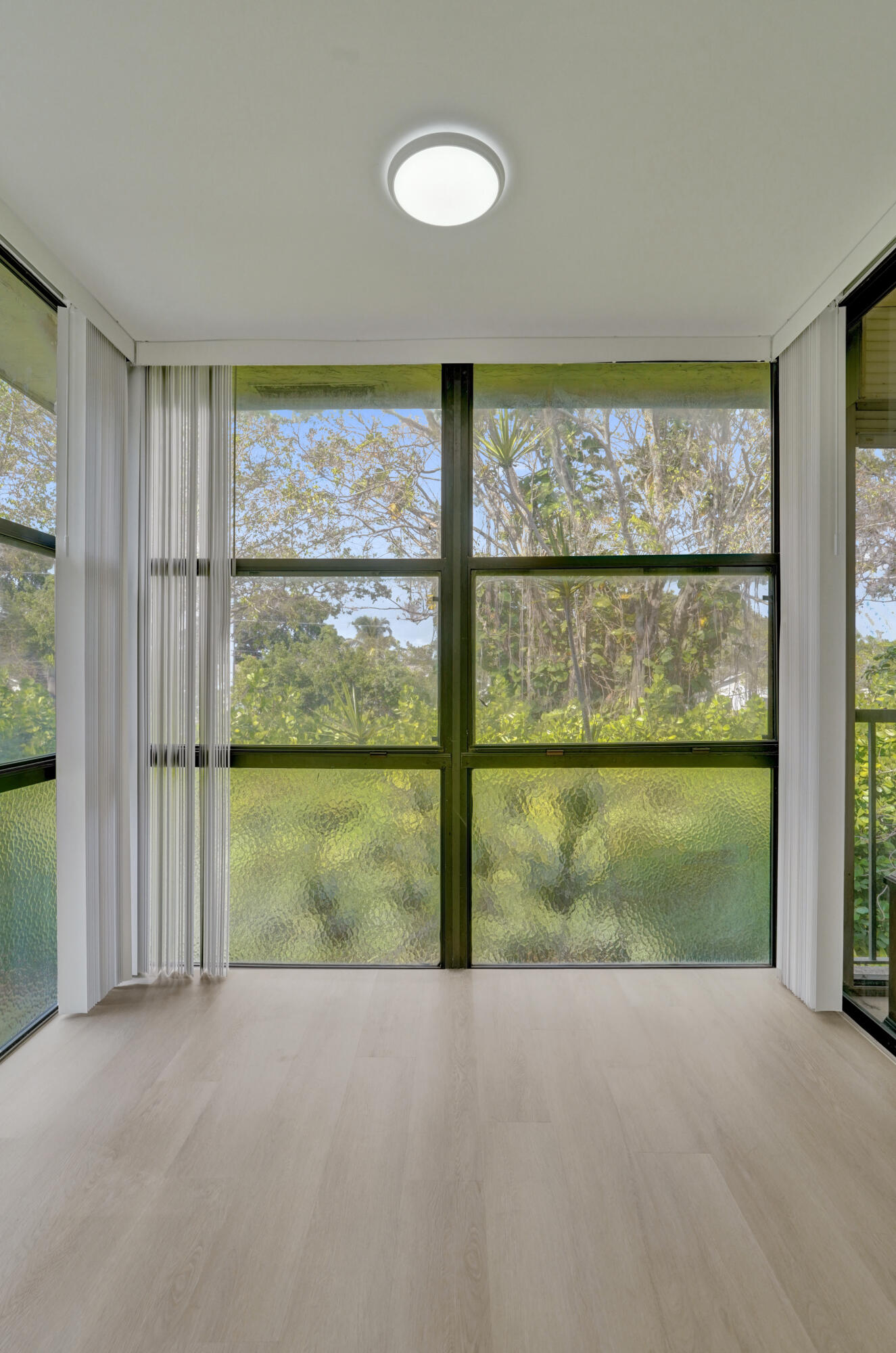 1040 Homewood Boulevard L202