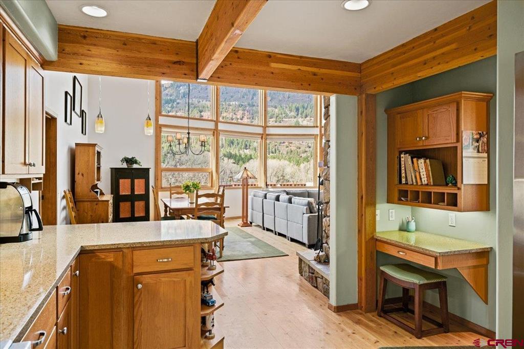 17 Whitehouse Vista Lane