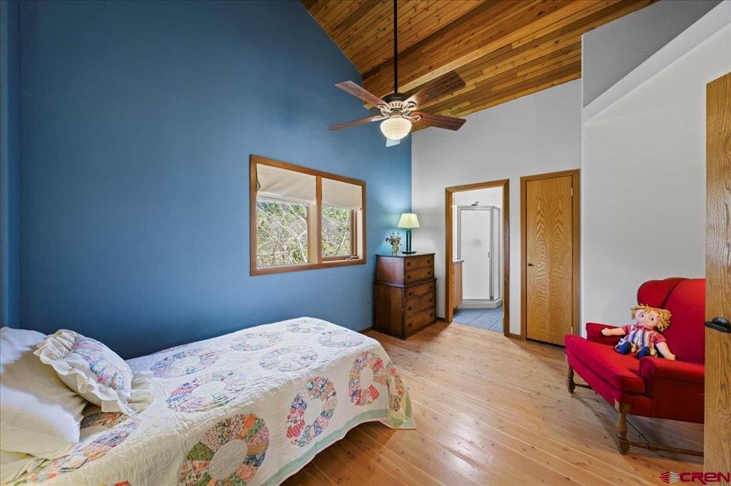 17 Whitehouse Vista Lane